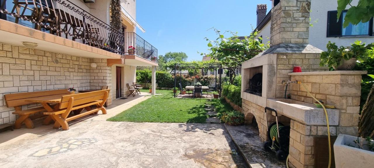 App Maria 1 Apartment Zambratija  Luaran gambar