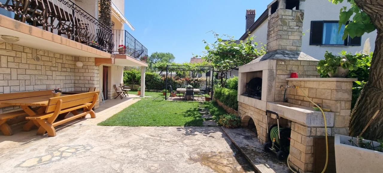 App Maria 1 Apartment Zambratija  Luaran gambar
